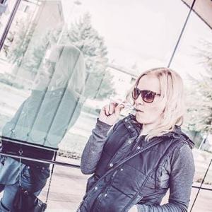 E-papierosy Trends and Health Facts Every User Needs to Know About juul e-cigarettes
