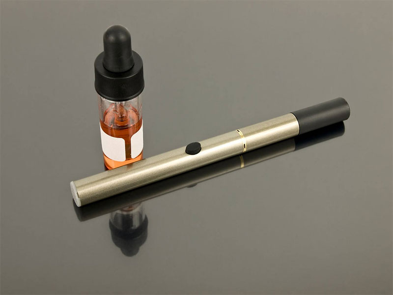 Exploring the Links Between E Cigarettes and Cancer Risks